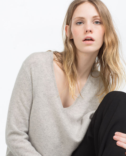 CASHMERE SWEATER