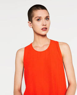 ASYMMETRIC PLEATED TOP