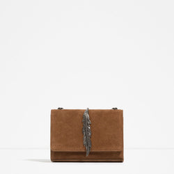 LEATHER CROSS BODY BAG WITH METAL DETAIL