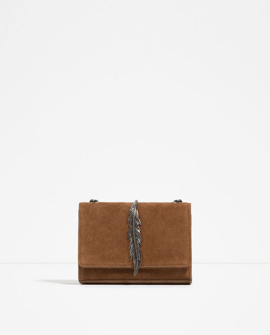 LEATHER CROSS BODY BAG WITH METAL DETAIL