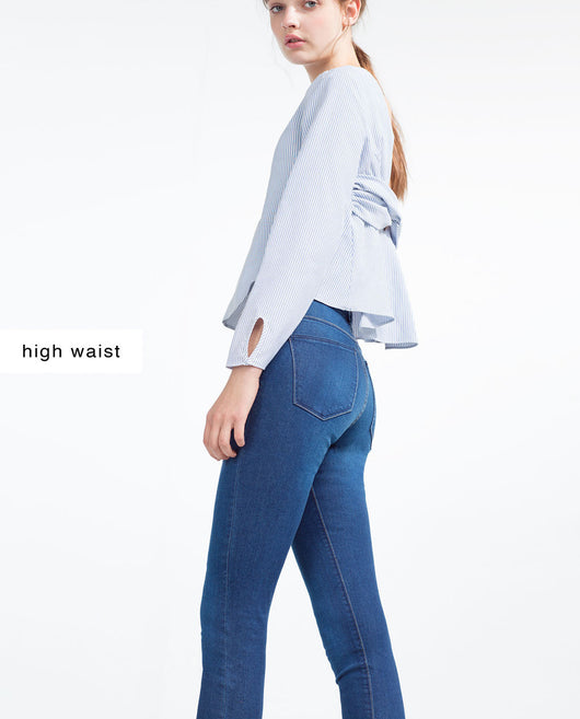 ESSENTIAL FITS JEANS